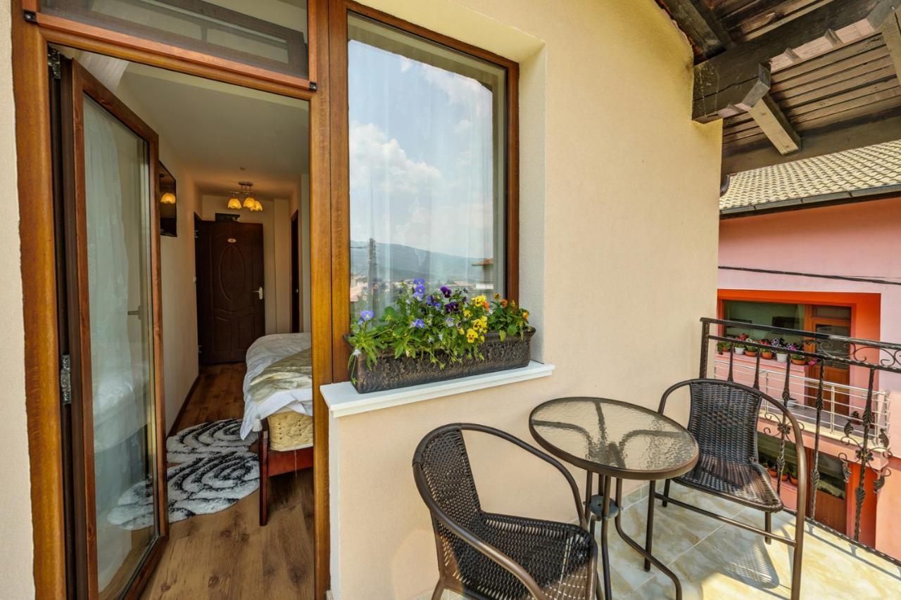Villa Koko Hills Сапарева Баня Екстер'єр фото